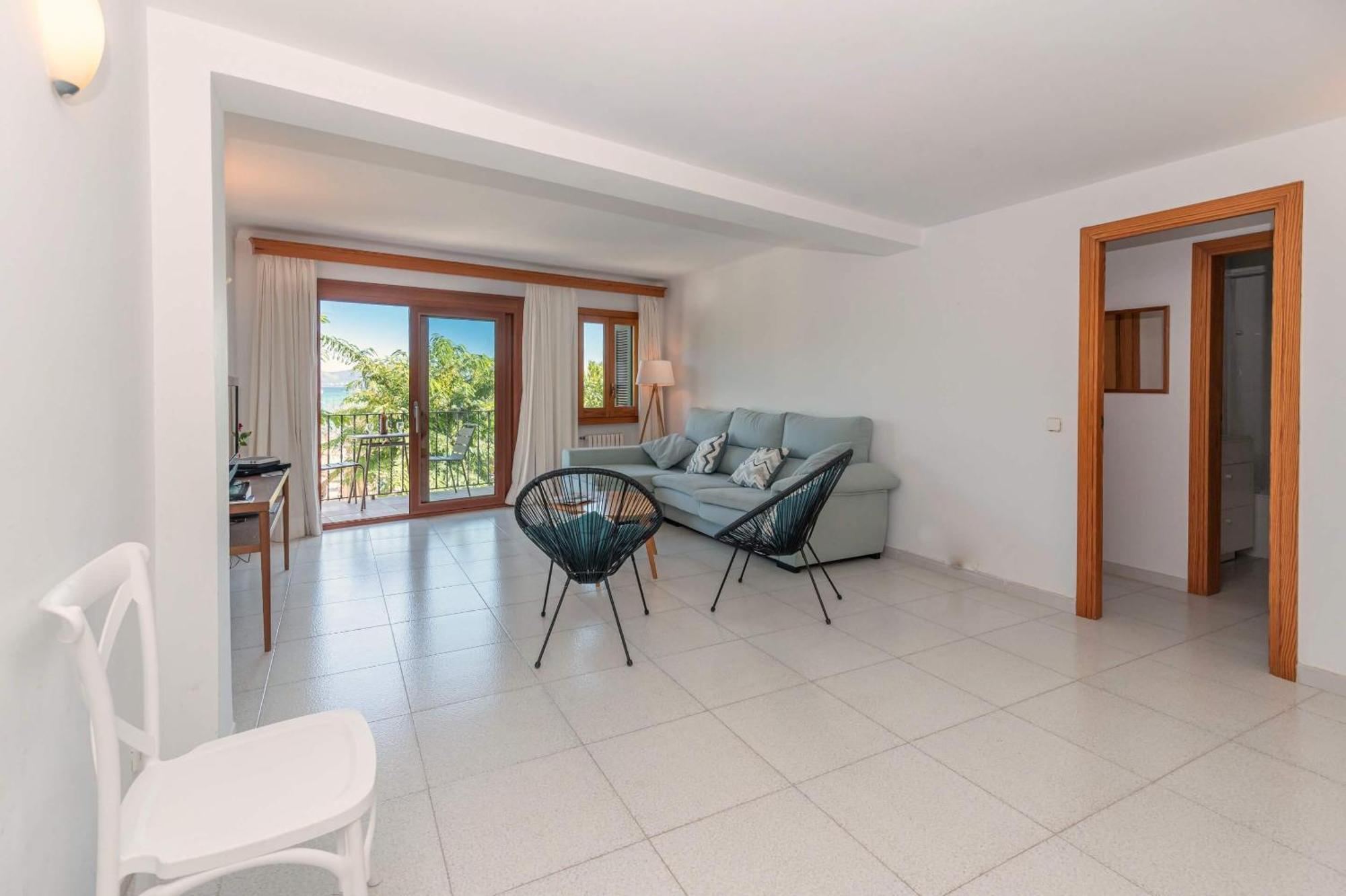 Vora Mar Beachfront Apartment By Sealand Villas Puerto Pollensa Exterior foto