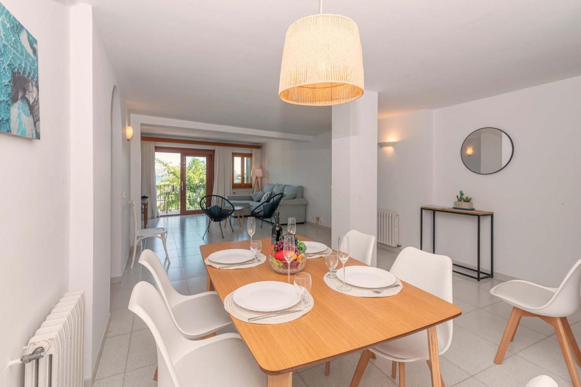 Vora Mar Beachfront Apartment By Sealand Villas Puerto Pollensa Exterior foto