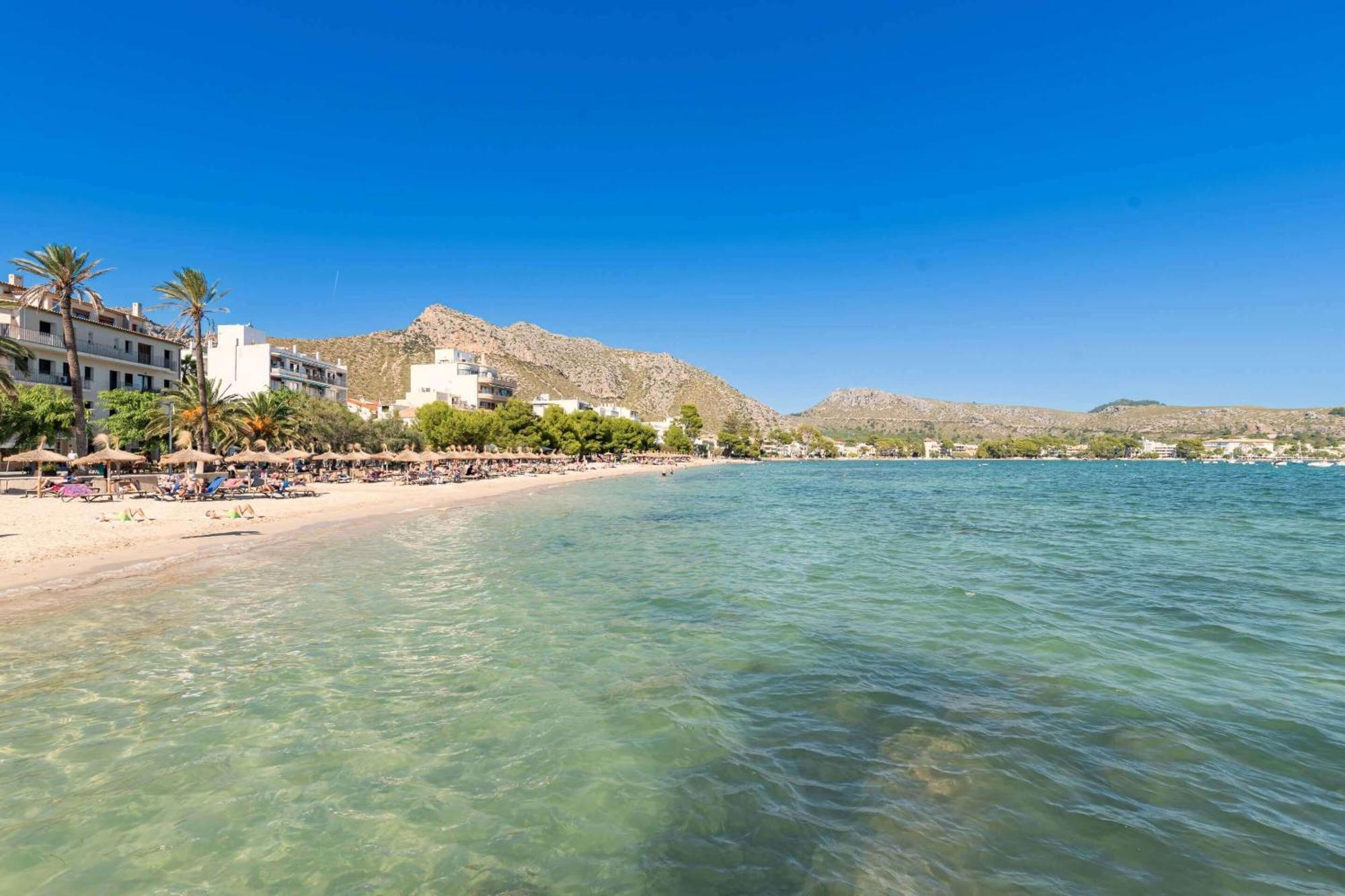 Vora Mar Beachfront Apartment By Sealand Villas Puerto Pollensa Exterior foto
