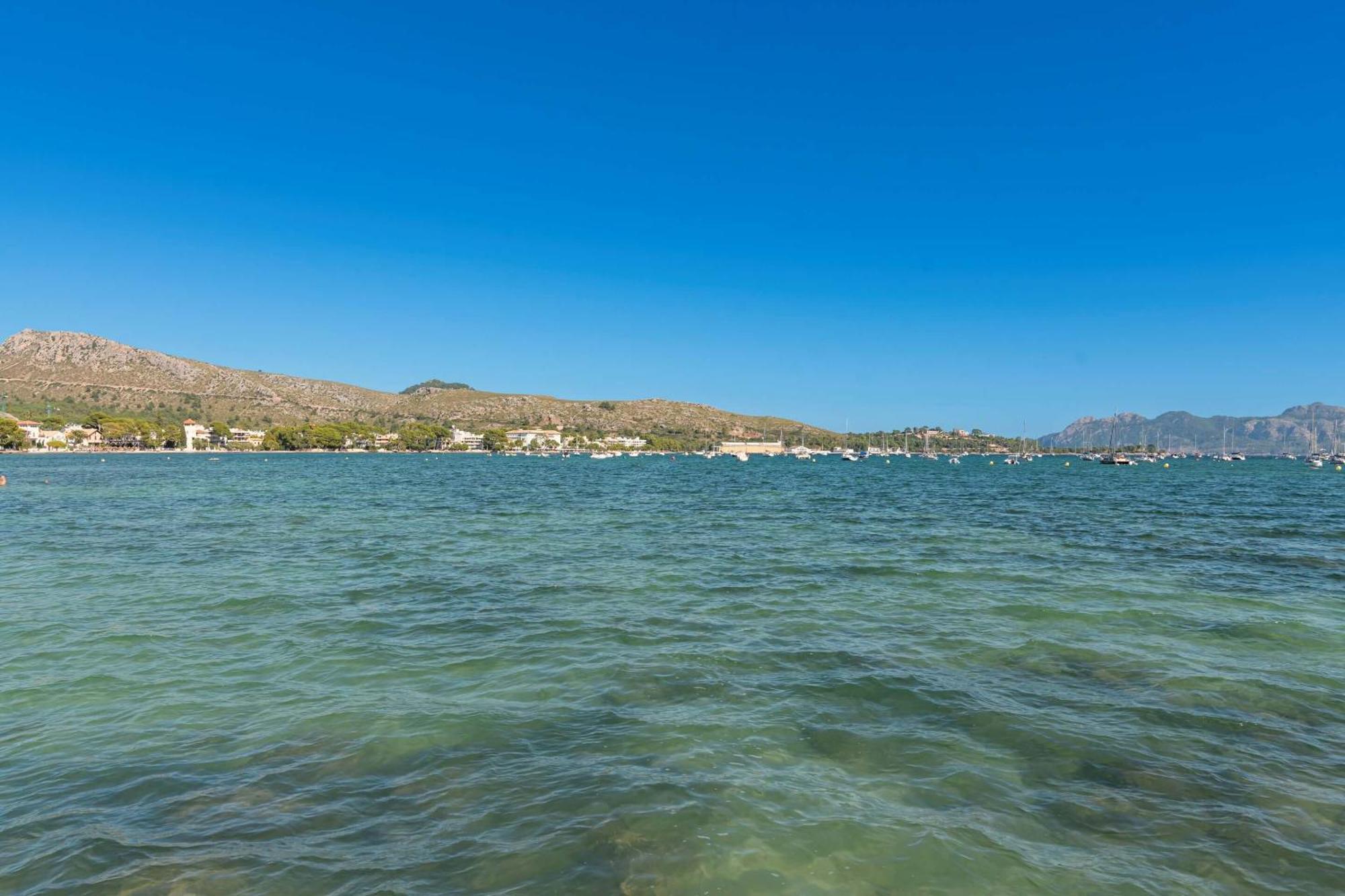 Vora Mar Beachfront Apartment By Sealand Villas Puerto Pollensa Exterior foto